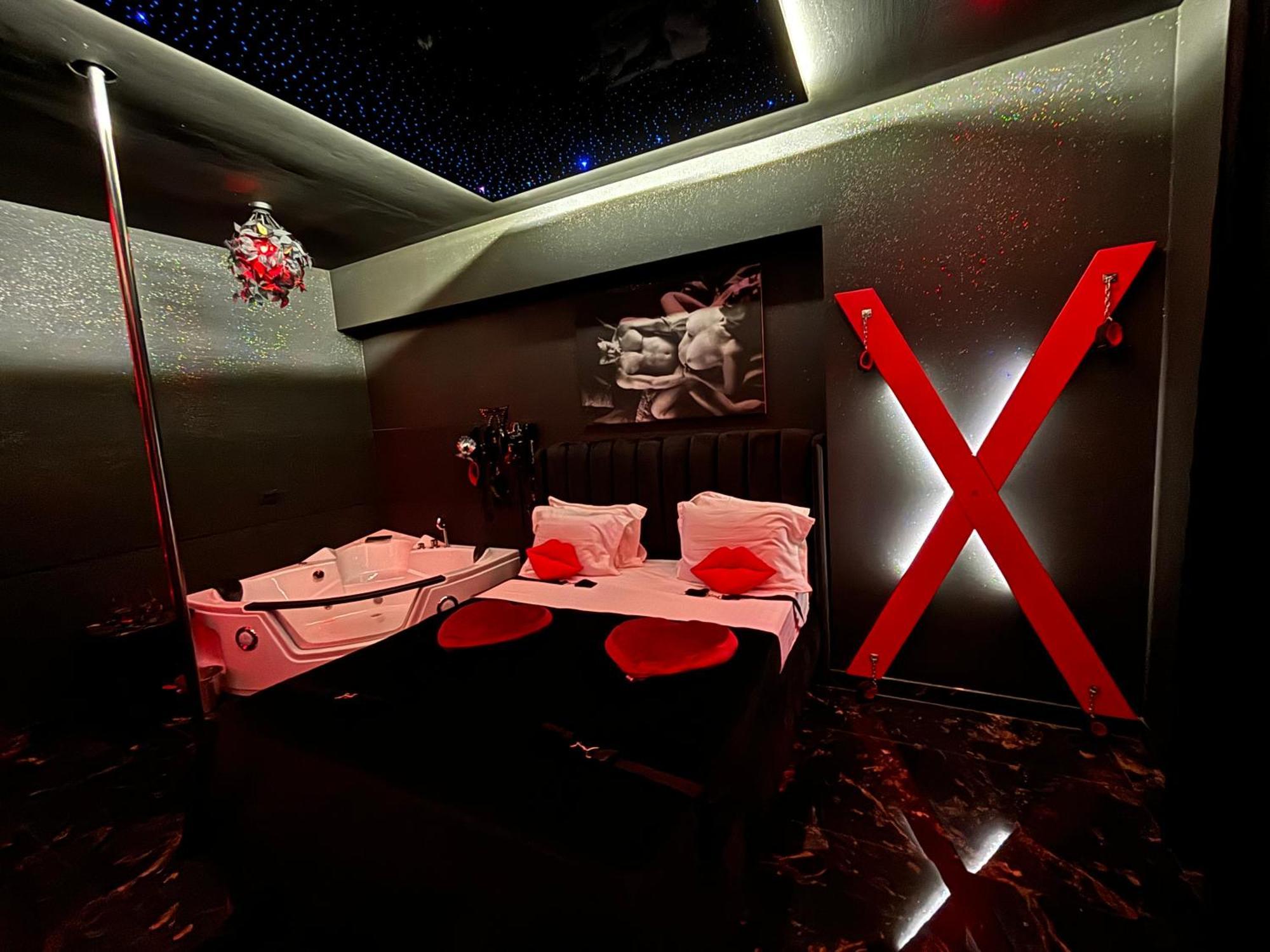 Romeo Nights - Love Rooms - Adults Only Bukarest Exteriör bild