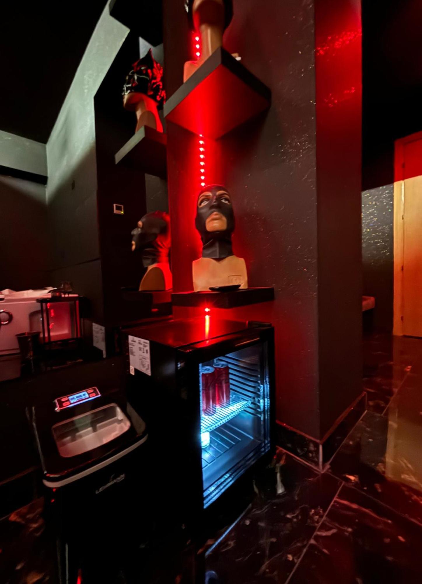 Romeo Nights - Love Rooms - Adults Only Bukarest Exteriör bild