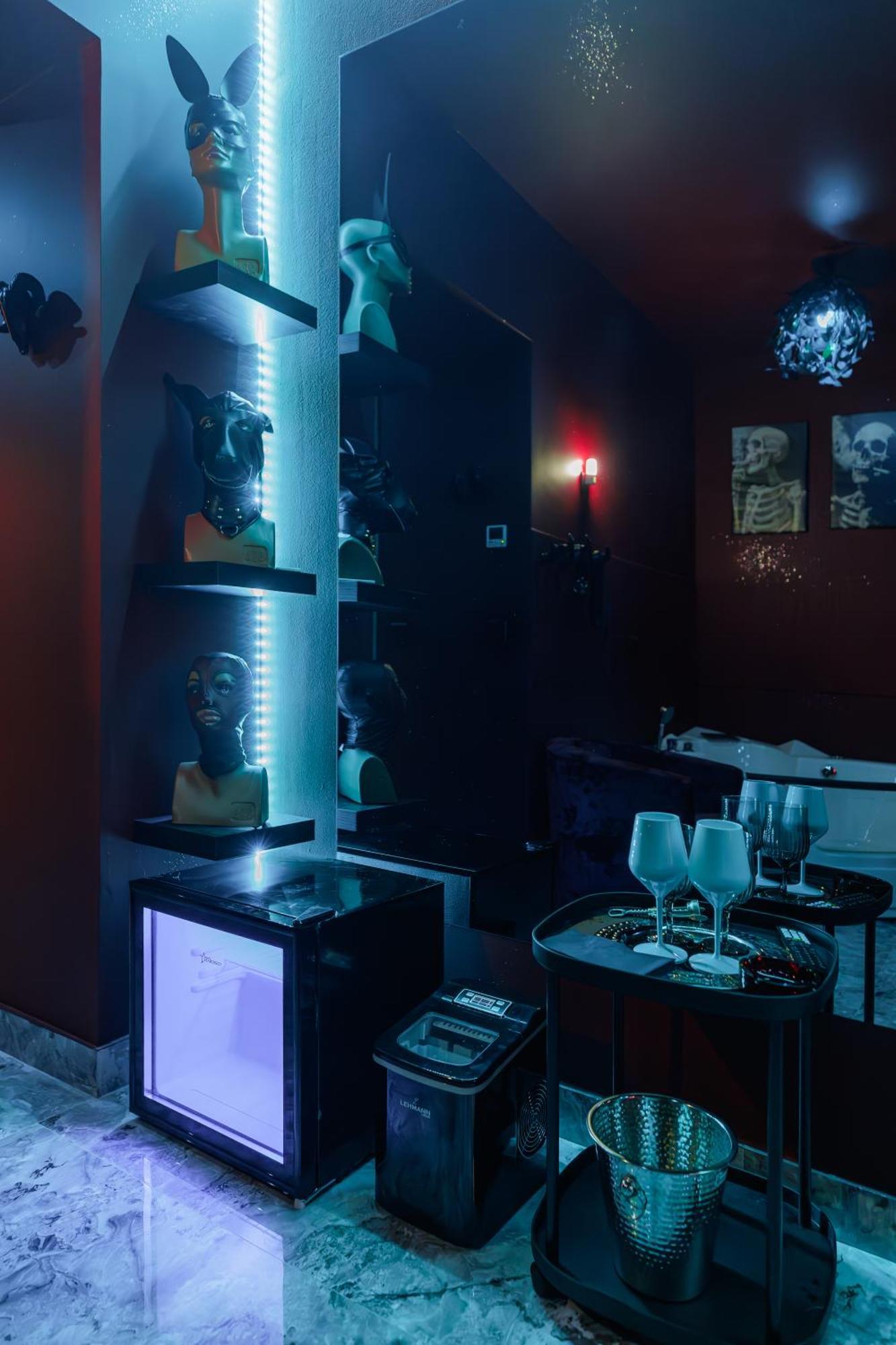 Romeo Nights - Love Rooms - Adults Only Bukarest Exteriör bild